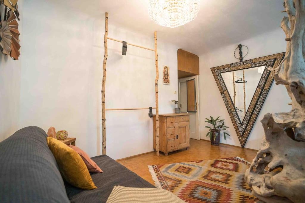 Cozy And Stylish Apartment Near Schoenbrunn Castle Wiedeń Zewnętrze zdjęcie