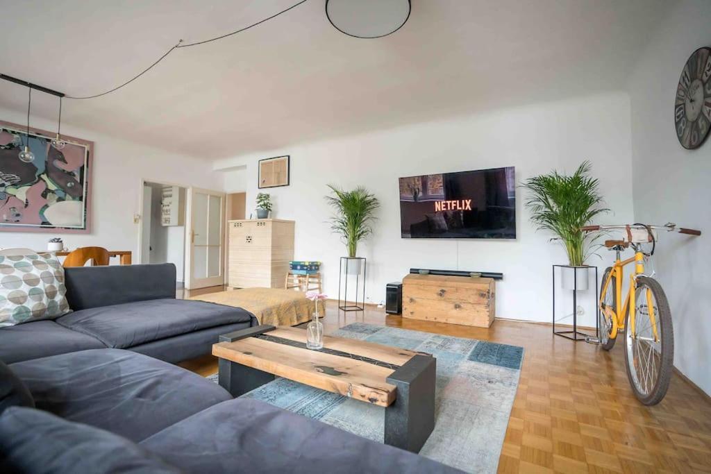 Cozy And Stylish Apartment Near Schoenbrunn Castle Wiedeń Zewnętrze zdjęcie